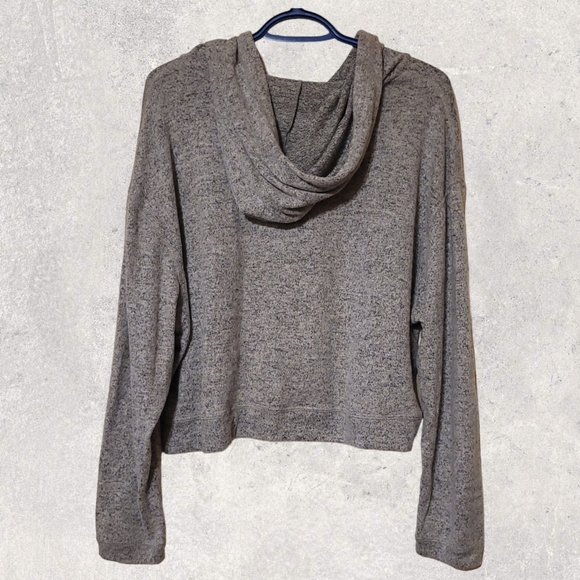 🛍️ BLUENOTES - Super Soft Cropped Hoodie - Picture 2 of 4